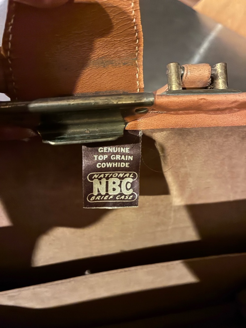 NBC Brief Case National Brief Case Classic Brown Leather Briefcase Travel Bag - Picture 5 of 13